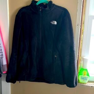 XL women’s black north face osito jacket